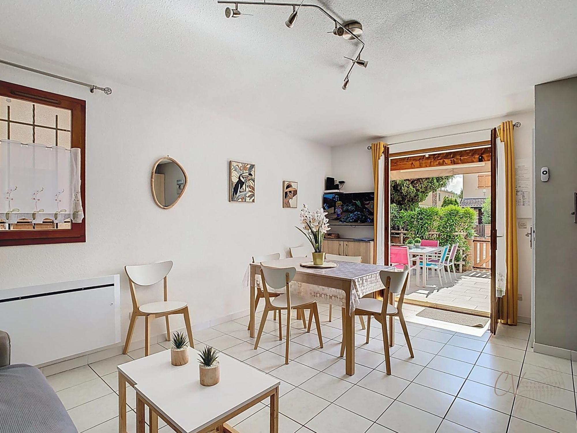 Petit Coin De Paradis Dans Residence Avec Piscine Vias Zewnętrze zdjęcie