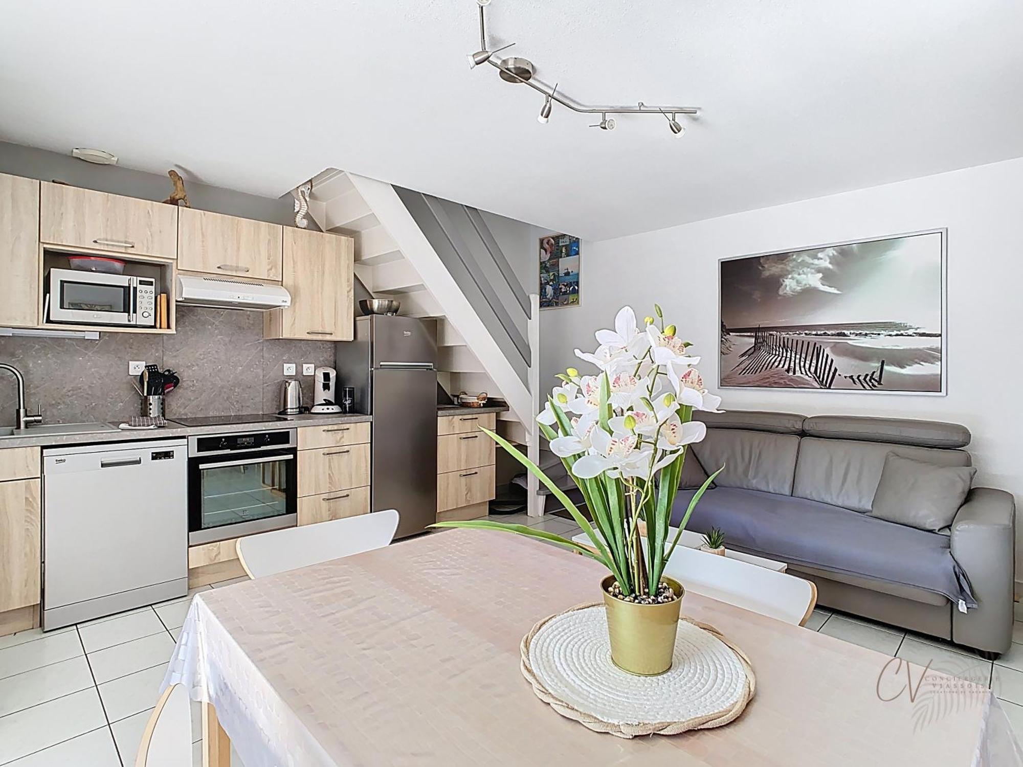 Petit Coin De Paradis Dans Residence Avec Piscine Vias Zewnętrze zdjęcie